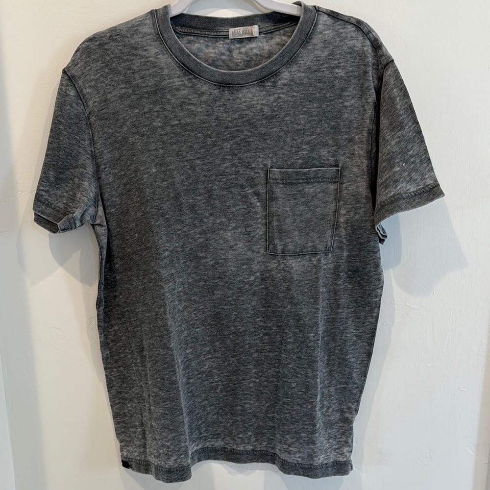 Barefoot Dreams Men’s Tee!
